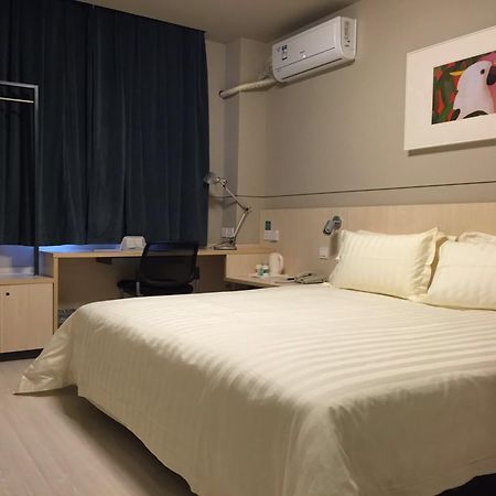 Jinjiang Inn Shenzhen Exterior photo